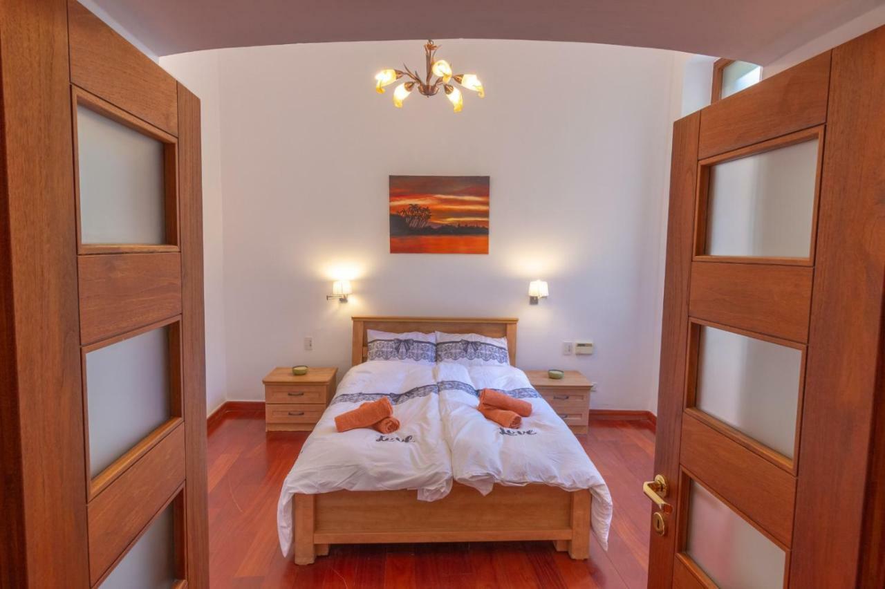 Art Apartment In Mamila Йерусалим Екстериор снимка